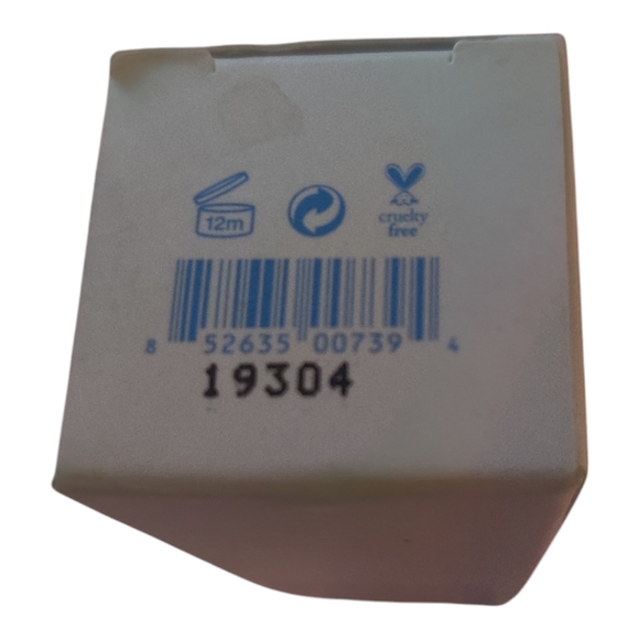 malin+goetz revitalizing eye gel - Picture 3 of 5